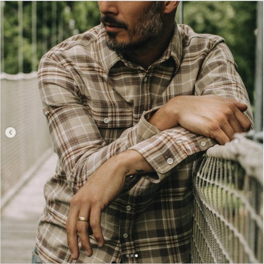 Taylor Stitch The Ledge Shirt in Fossil Plaid Size 46 ( XXL )